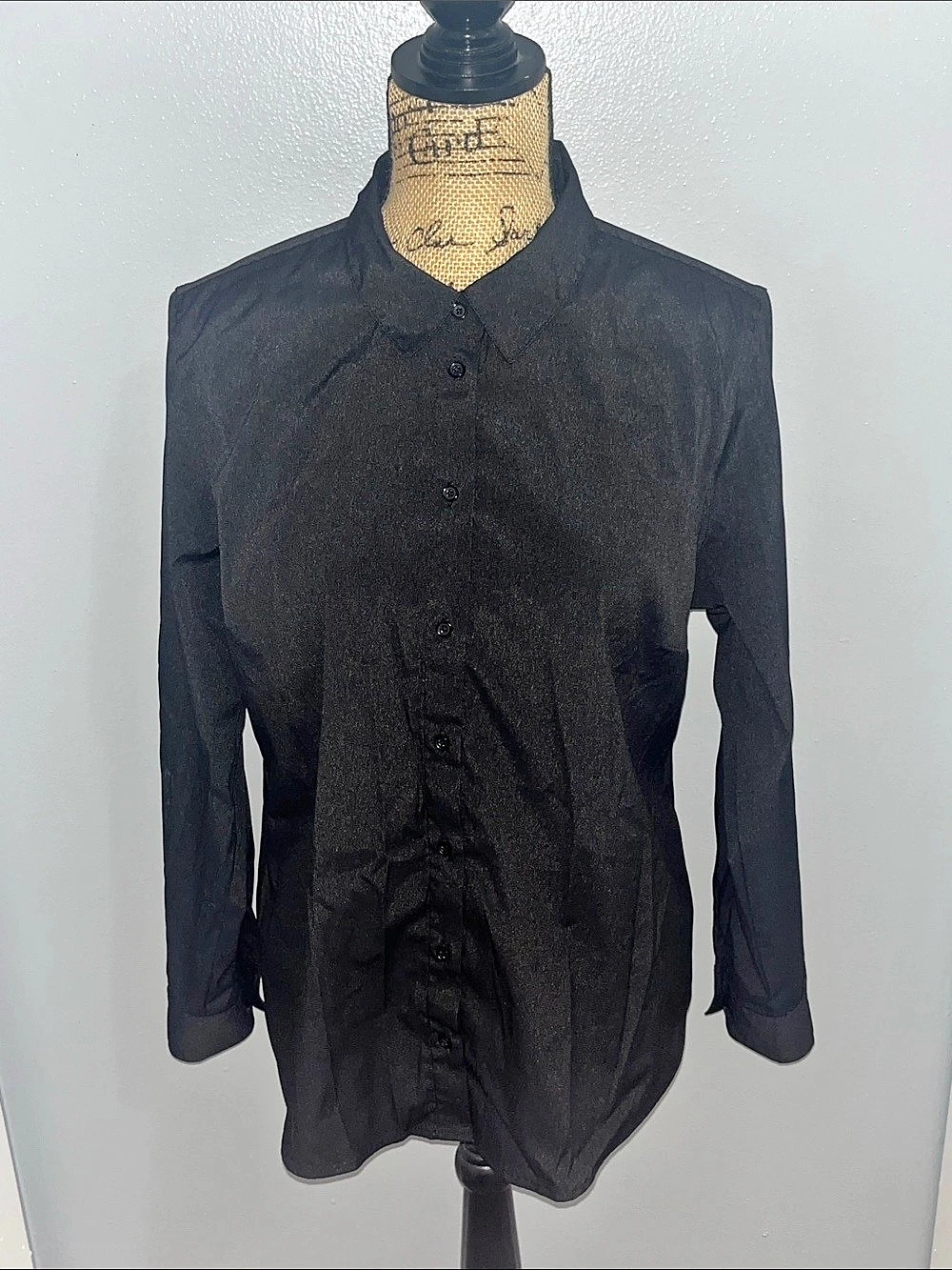 Time and Tru Black Button Down Shirt L